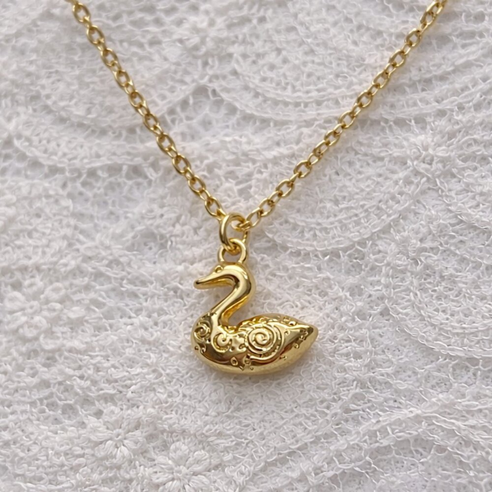 handmade 18K gold plated stainless steel swan necklace dainty gold jewelry charm